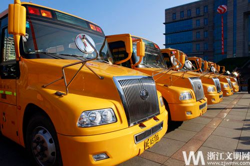 每年行駛12300公里 德清宇通校車開通5年零事故