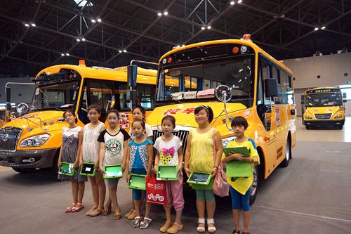 宇通客車的2013：踐行社會公益 傳遞企業正能量